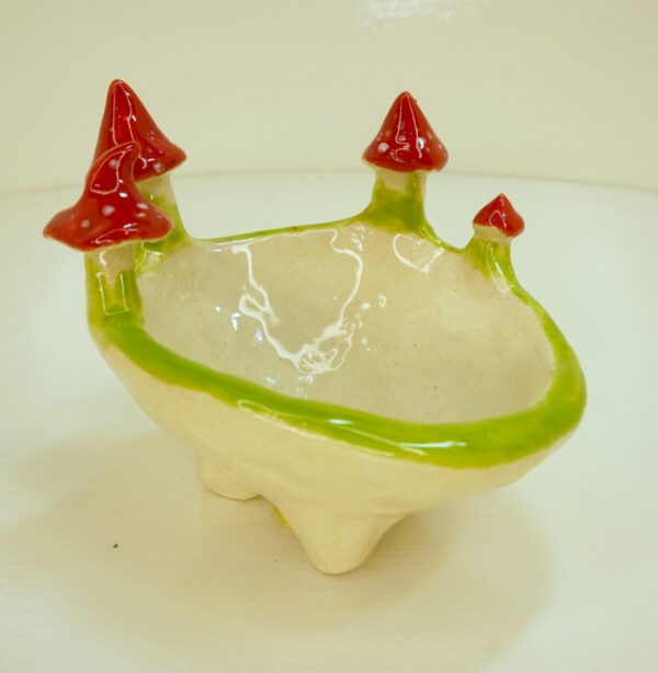 Schaaltje met paddenstoelen