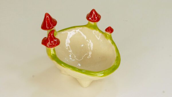 Schaaltje met paddenstoelen